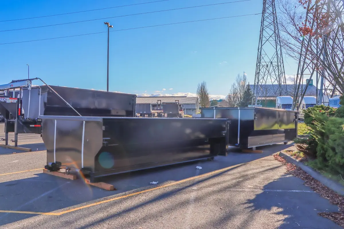 Professional dumpster rental and junk removal service in River Oaks